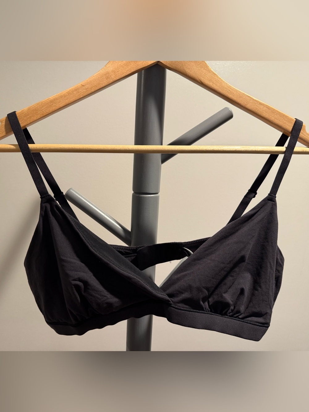 SKIMS- Triangle Bralette
